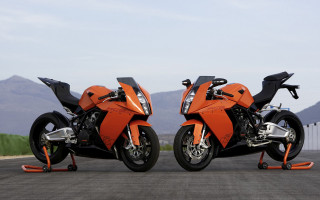 Orange motorcycles mountains symmetry digital - perfect symmetry free wallpaper for desktop