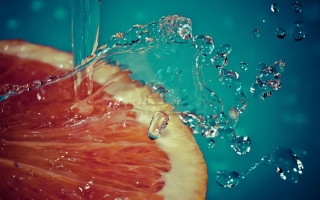 Grapefruit splash orange slice water - christian w. staudinger free wallpaper