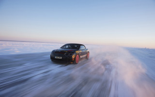 Snowy road car sunset blurry - photorealism free wallpaper for desktop
