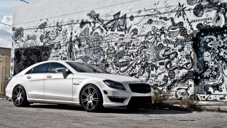 White car graffiti wall modern - a door free wallpaper for desktop