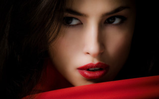 Woman redlipstick redscarf windblown eyes - red lipstick free wallpaper