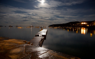 Dock full moon city lights - bascove free wallpaper for desktop