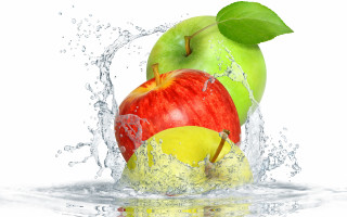 Green apple red apple splash - a green apple free wallpaper
