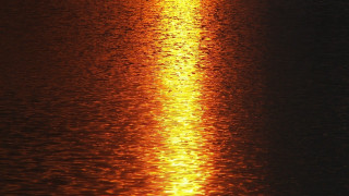Large water yellow reflection boat - yellow light free wallpaper for desktop