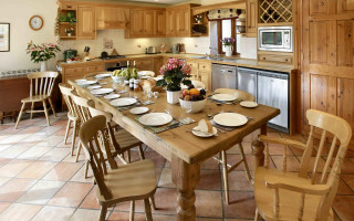 Kitchen table flowers microwave dishwasher - a kitchen free wallpaper for desktop