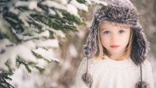 Little girl furry hat snow - claire hummel free wallpaper for desktop