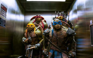 Teenage mutant ninjas elevator weapons - mask free wallpaper