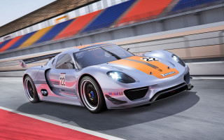 Silver sports car race track 13 - a race track free wallpaper