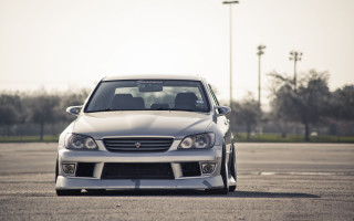 White car parking lot trees 2 - clean line free wallpaper for desktop