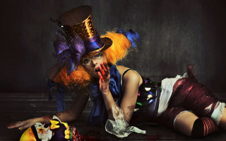 Woman costume knife hat puzzle - her hand and a hat free wallpaper