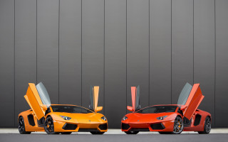 Orange sports cars symmetry puzzle - perfect symmetry free wallpaper