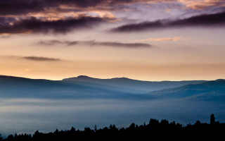 Mountain range clouds sunset trees - ada hill walker free wallpaper