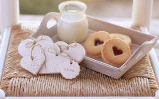 Tray cookies milk straw mat - a tray free wallpaper for desktop
