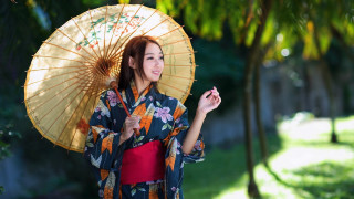 Woman kimono parasol smile arts - a woman in a kimono holding free wallpaper for desktop