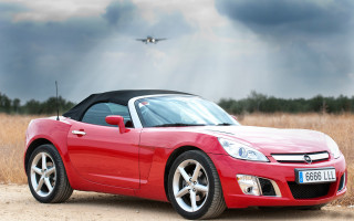 Red sports car field plane - dahlov ipcar free wallpaper for desktop