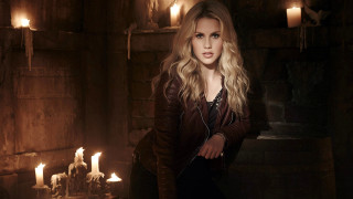 Gothic portrait blonde woman candles - a candle free wallpaper for desktop