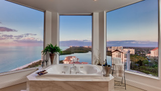 Large bathroom ocean view urban - lush free wallpaper for desktop