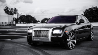 Black white rolls royce parking - andrew law free wallpaper for desktop