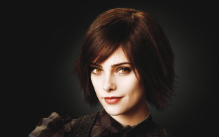 Woman bobcut bowtie blackbackground portrait - short free wallpaper for desktop