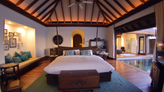 Bedroom couch television pool EnguerrandQuarton - couch free wallpaper