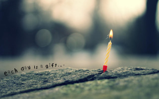 Candle quote rock woods bokeh - single free wallpaper for desktop