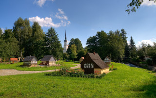 Small house grassy path church - a small house free wallpaper
