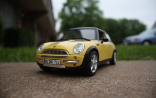 Yellow car driveway house grass - a driveway next free wallpaper