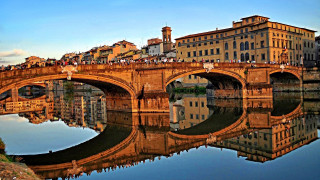 Bridge river buildings people renaissance - the other side of it free wallpaper