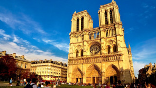 Cathedral clock tower paris skyline - a large cathedral free wallpaper for desktop