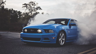 Blue mustang smoke parking lot - charles mahoney free wallpaper