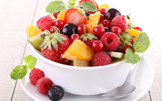 Bowl of fruit berries coffee - a bowl of fruit free wallpaper