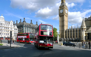 Double decker bus london clock - free city wallpaper