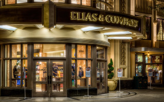 Storefront clock night lights circular - brian thomas free wallpaper for desktop