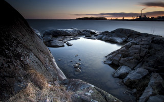Dusk ocean rocks grass city - rock and grass free wallpaper