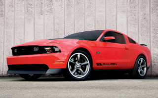 Red mustang wall black rim - a black rim free wallpaper