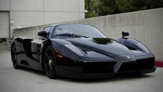 Black sports car red door - a black roof free wallpaper