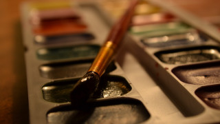 Paint palette closeup brush background - a brush free wallpaper