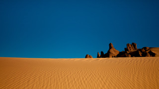 Desert rocks blue sky foreground 2 - amir zand free wallpaper for desktop