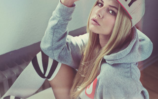 Blonde woman hat hoodie blackandwhite - a woman in a hat free wallpaper