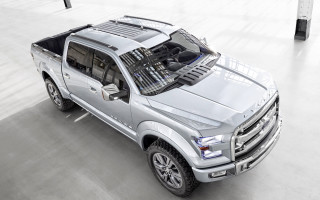 Silver truck parking lot roof - a silver truck free wallpaper