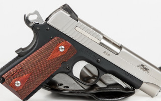 Gun laser blackcase cloisonnism detailed - a black case free wallpaper