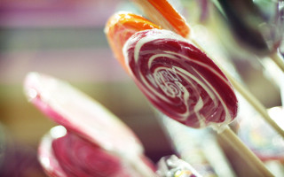 Candy bar lollipops tilt shift - neoplasticism free wallpaper