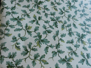 Leaves wallpaper clock closeup background - the wall behind free wallpaper