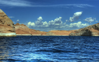 Mountain lake clouds beach water - the middle free wallpaper for desktop