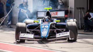 Racecar driver smoke motionblur superflat - tire free wallpaper