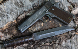 Gun knife wood military water - a piece of wood free wallpaper