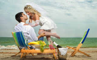 Romantic beach couple fruit digital - a beach chair free wallpaper