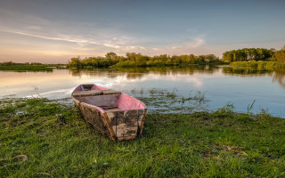 Pink boat lake sunset ecological - the shore of a lake free wallpaper for desktop