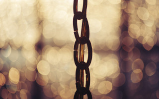 Chain hanging blurry lights bokeh - cornelia parker free wallpaper