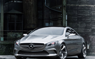 Silver car building clock door - a silver car free wallpaper for desktop